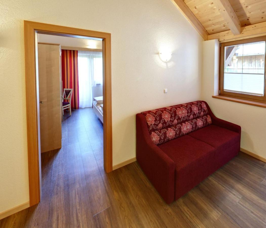 Appartements Am Burgsee Ladis Exteriör bild