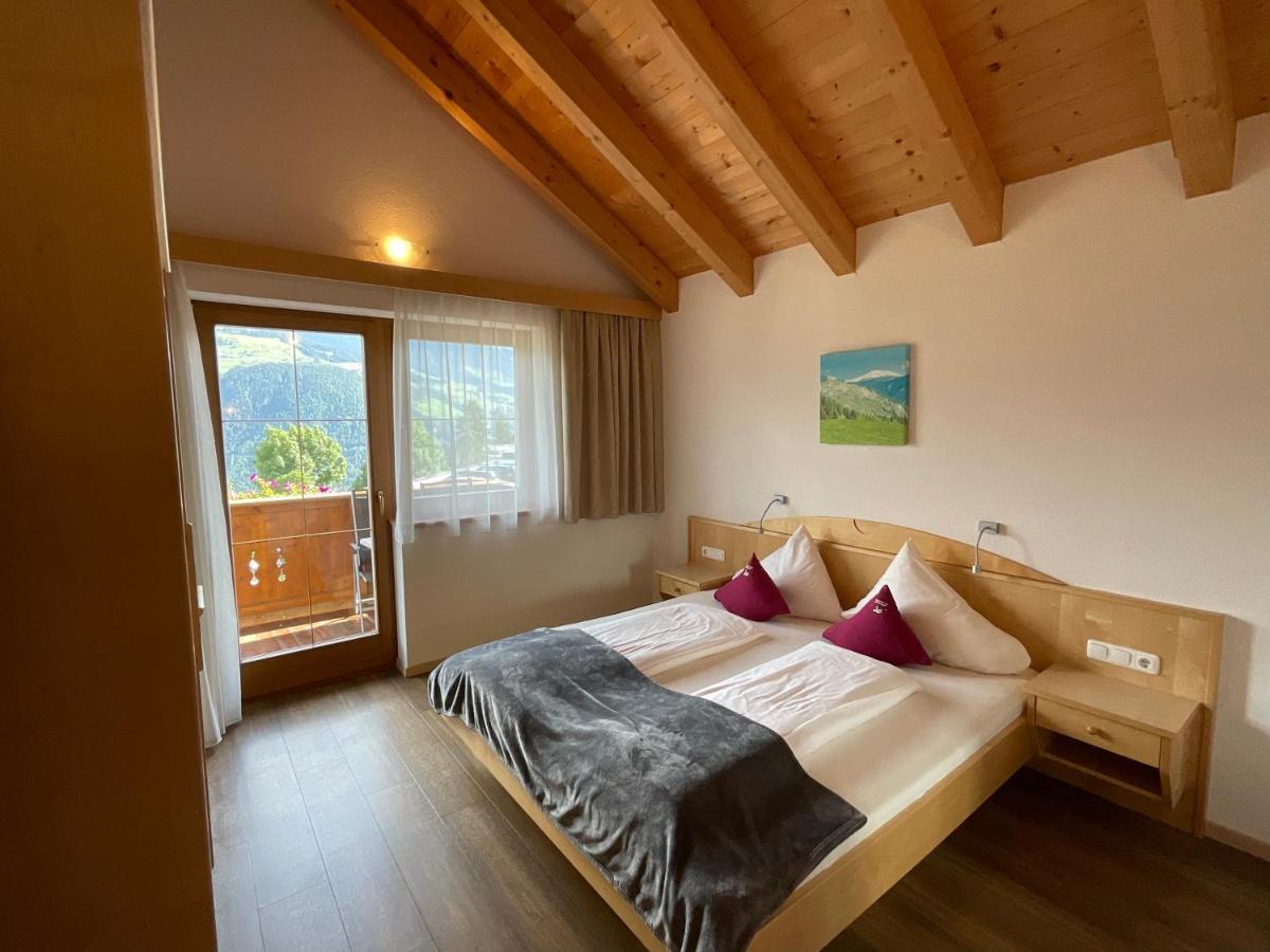 Appartements Am Burgsee Ladis Exteriör bild
