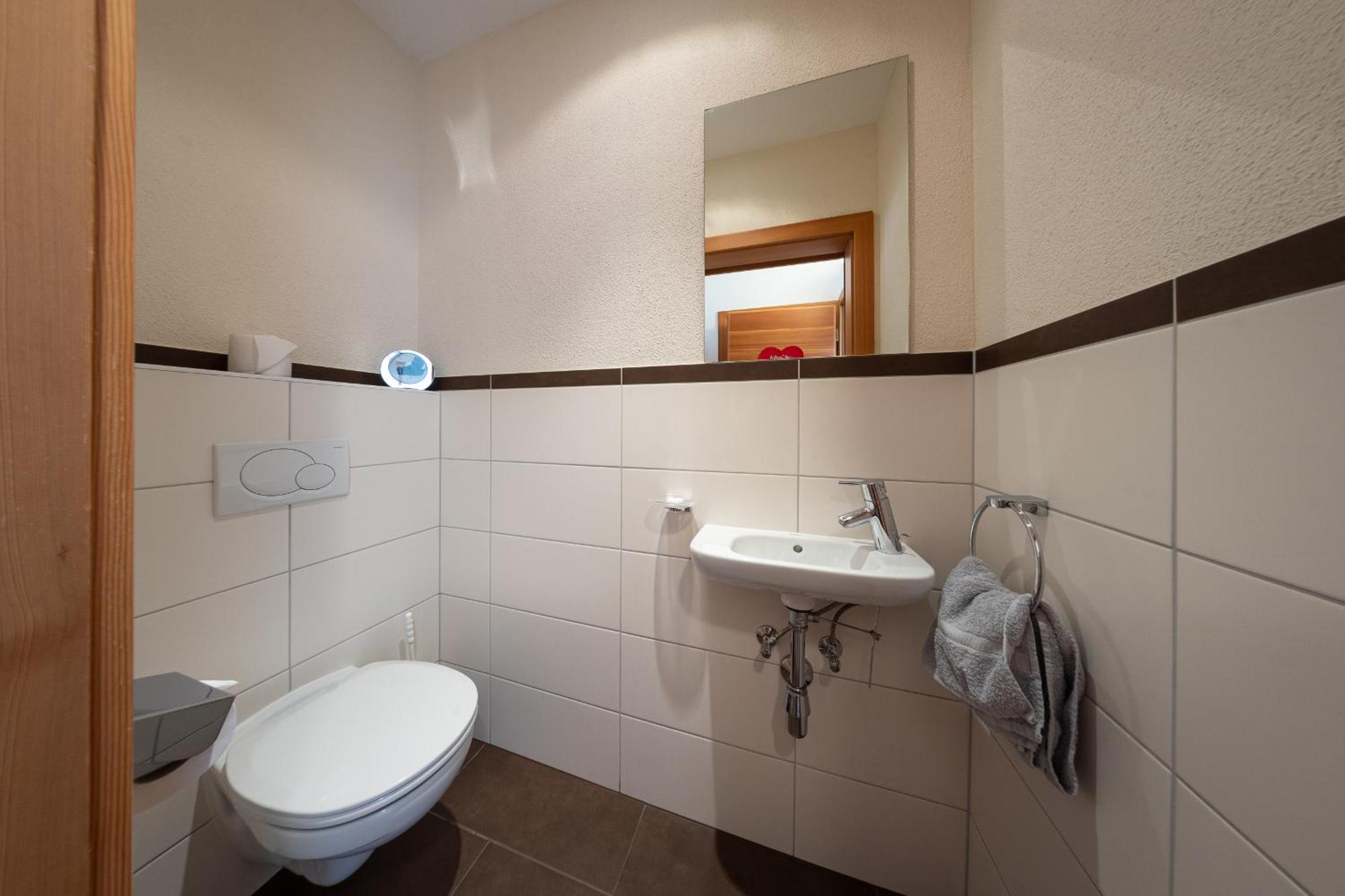 Appartements Am Burgsee Ladis Exteriör bild