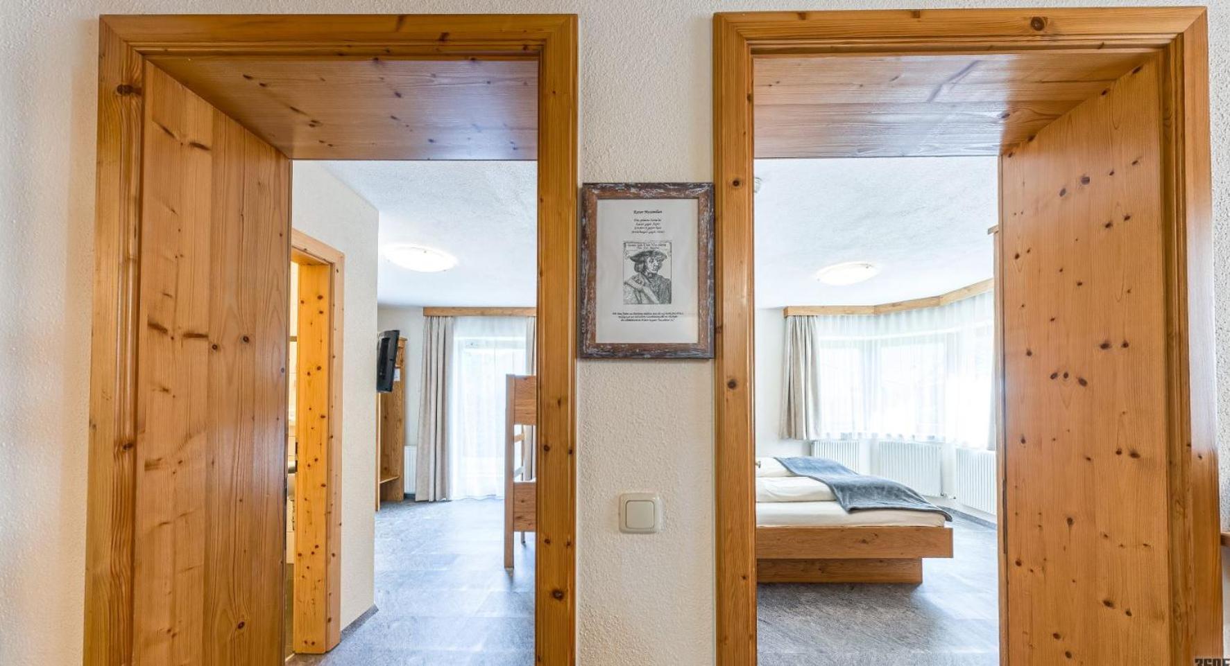 Appartements Am Burgsee Ladis Exteriör bild