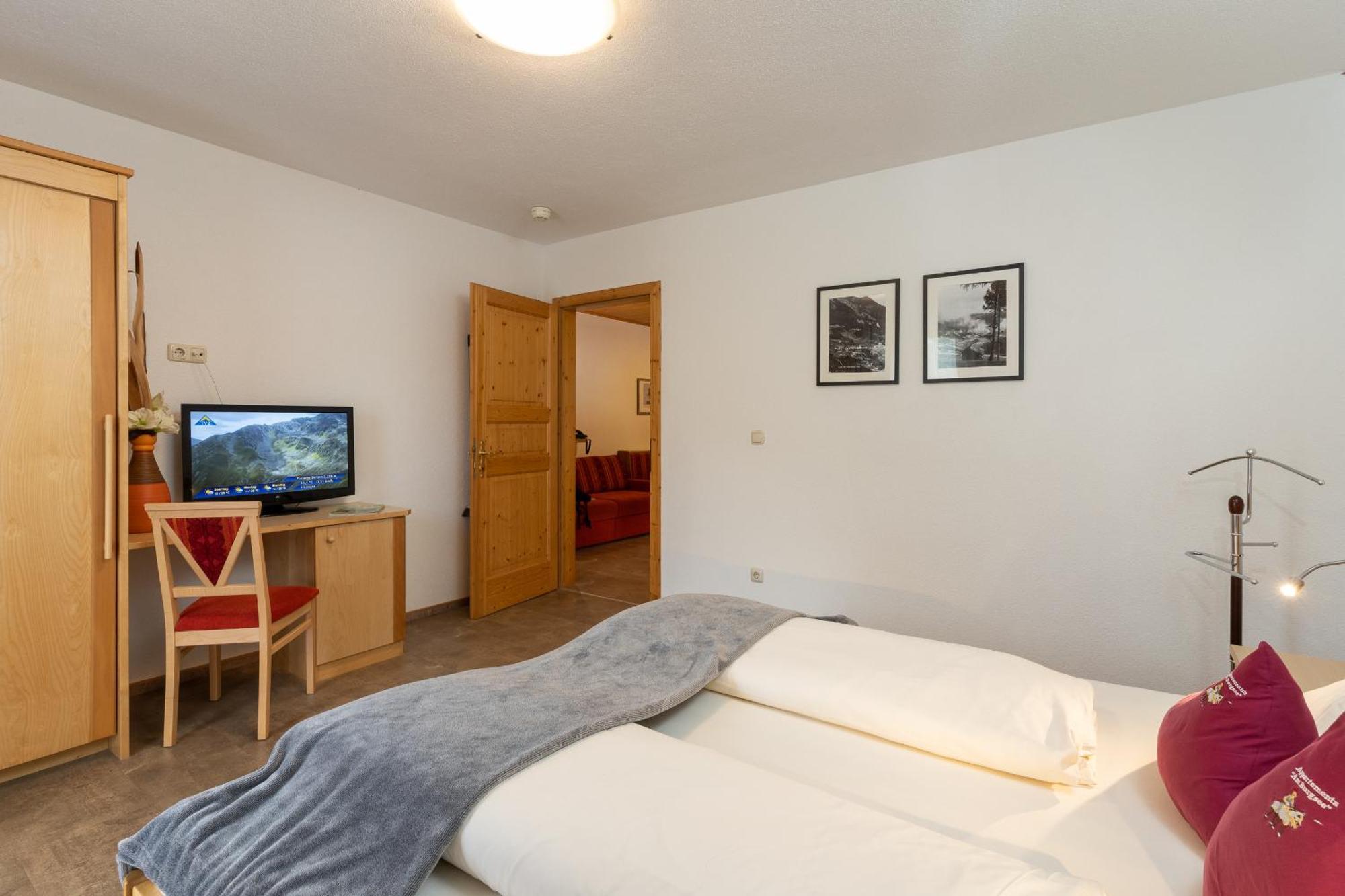 Appartements Am Burgsee Ladis Exteriör bild