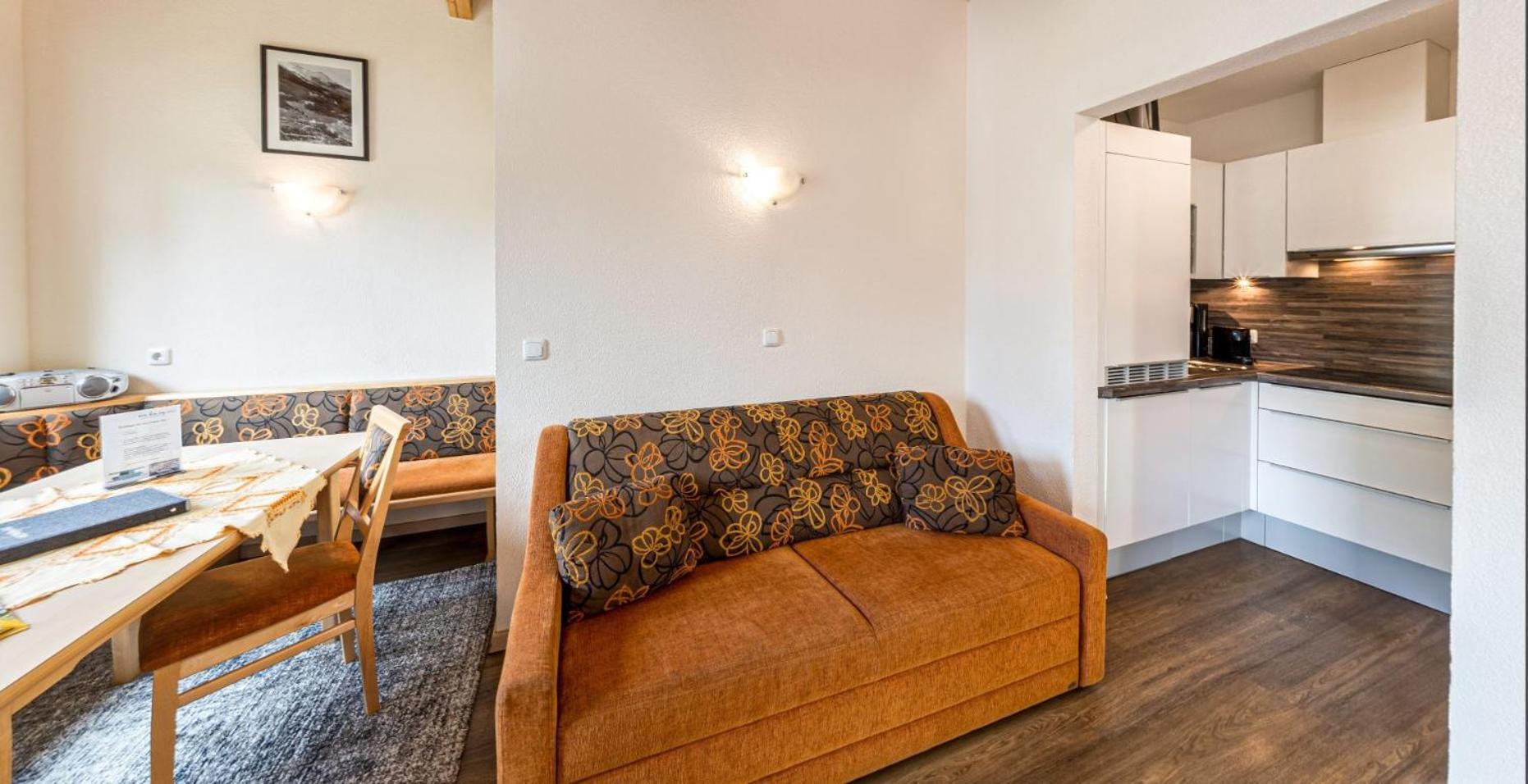 Appartements Am Burgsee Ladis Exteriör bild